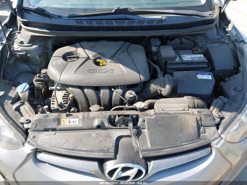 2014 HYUNDAI ELANTRA VIN: KMHDH4AH8EU179955