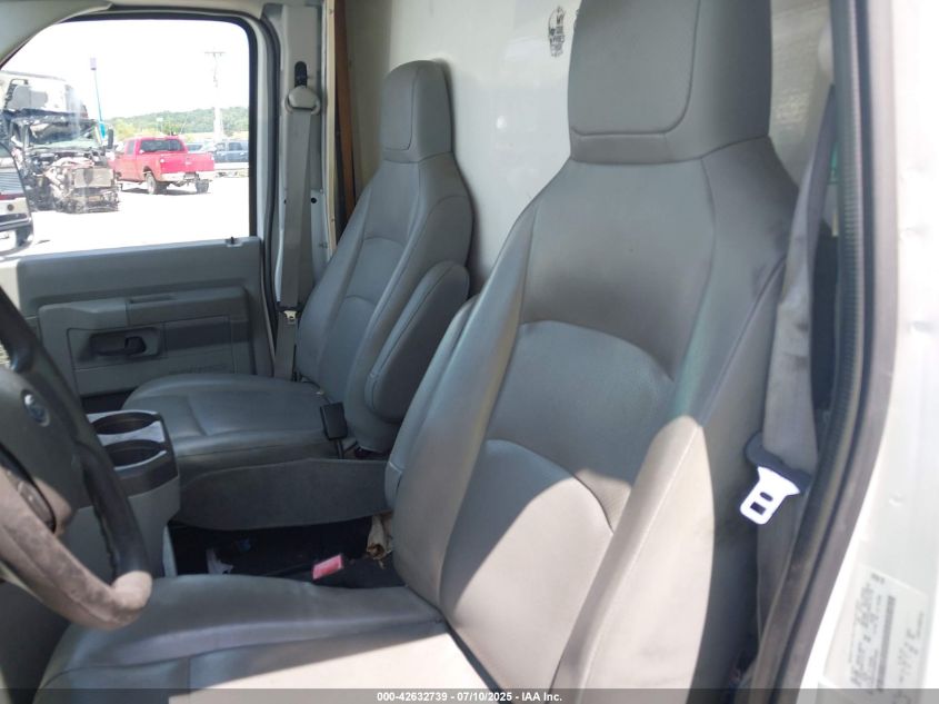 2013 Ford E-350 Cutaway VIN: 1FDWE3FL6DDB19230 Lot: 42632739