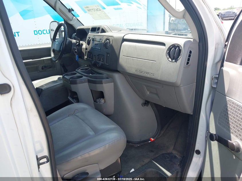 2013 Ford E-350 Cutaway VIN: 1FDWE3FL6DDB19230 Lot: 42632739