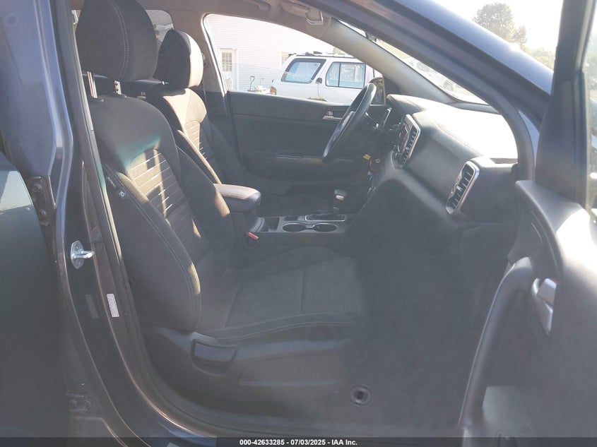 KNDPMCACXJ7489822 2018 KIA SPORTAGE photo no. 5