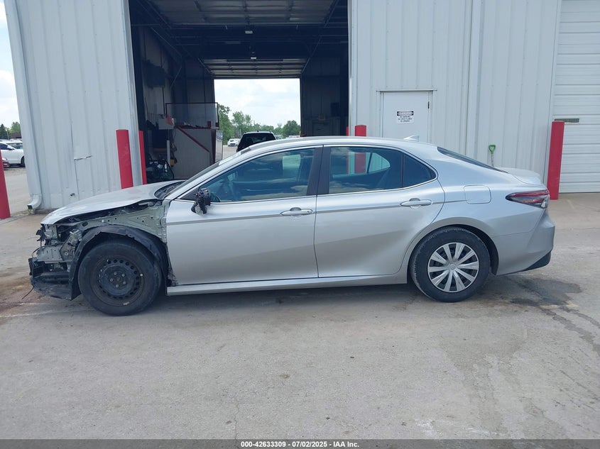 2021 TOYOTA CAMRY VIN: 4T1C31AK2MU022229