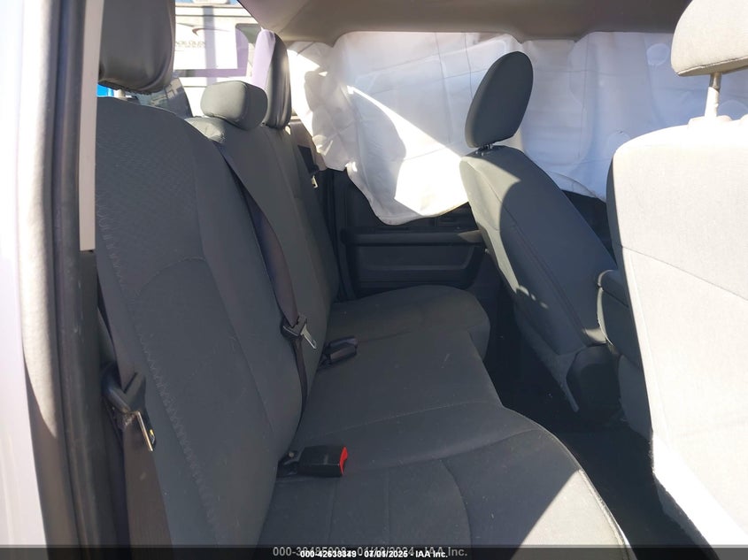 2016 RAM 1500 EXPRESS - 1C6RR7FG4GS166845