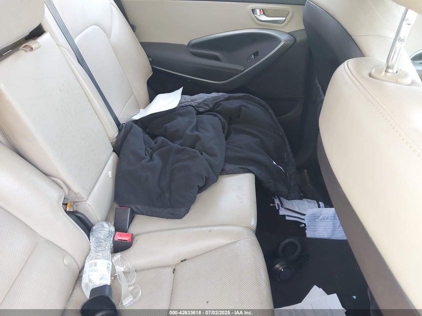 2017 Hyundai Santa Fe Se VIN: KM8SN4HF6HU189182 Lot: 42633618