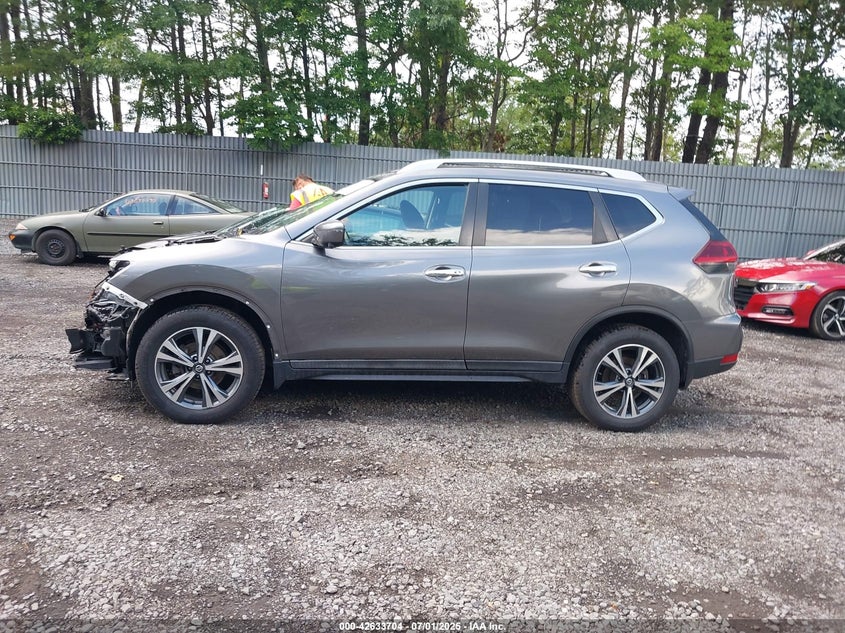 2019 NISSAN ROGUE SV - 5N1AT2MV8KC774989