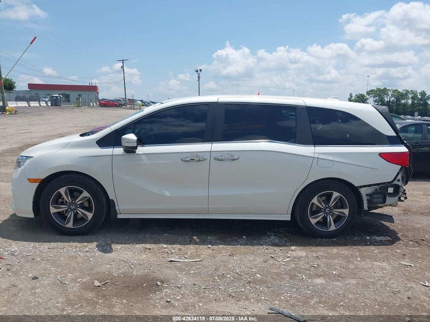 2018 HONDA ODYSSEY TOURING - 5FNRL6H84JB035980
