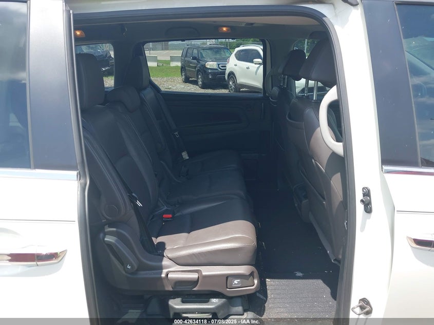 2018 HONDA ODYSSEY TOURING - 5FNRL6H84JB035980