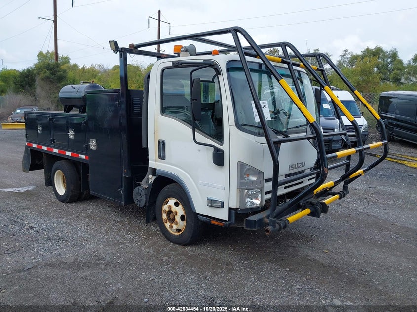 2015 ISUZU NPR REG