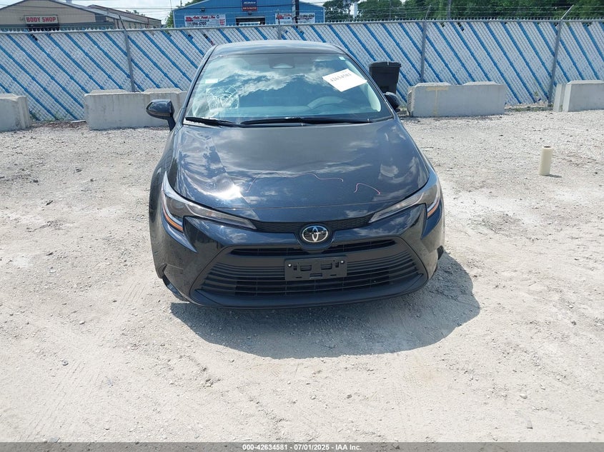 2025 Toyota Corolla Le VIN: 5YFB4MDE7SP232095 Lot: 42634581