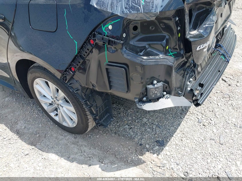 2025 Toyota Corolla Le VIN: 5YFB4MDE7SP232095 Lot: 42634581