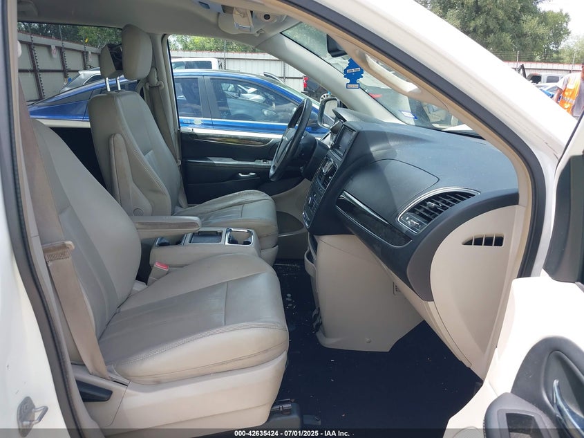 2014 CHRYSLER TOWN & COUNTRY TOURING - 2C4RC1BG0ER440165