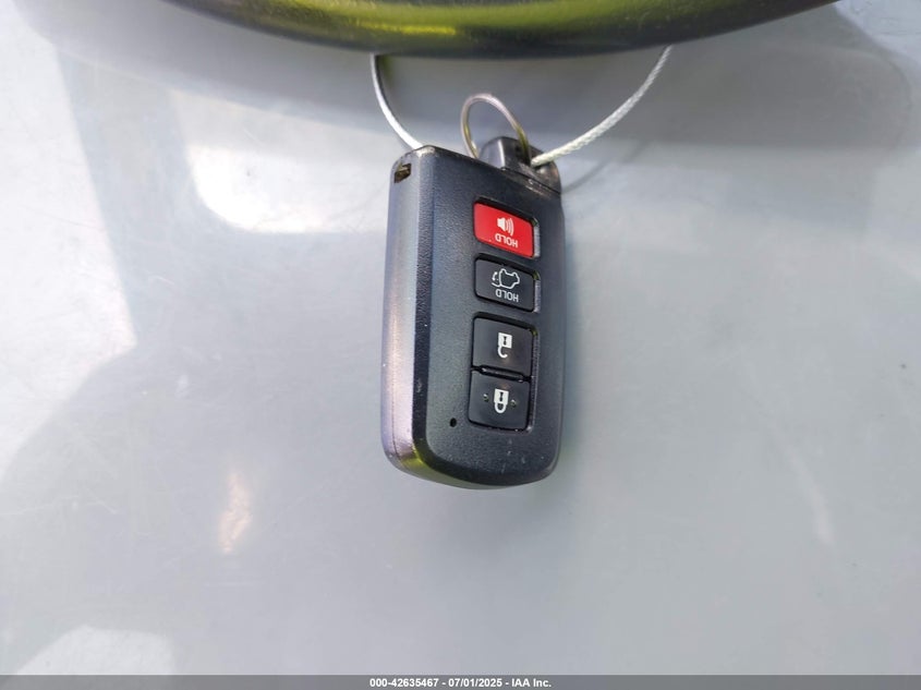 2017 TOYOTA RAV4 VIN: 2T3YFREV6HW327858