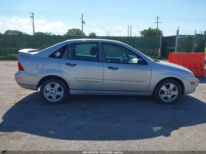 2007 FORD FOCUS VIN: 1FAHP34N17W199689
