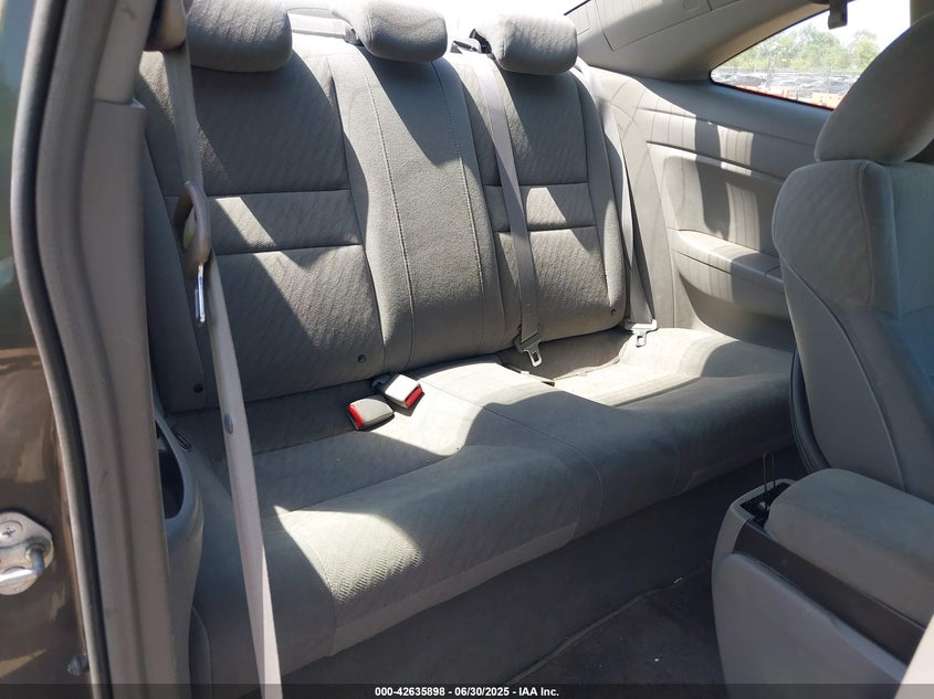 2010 HONDA CIVIC VIN: 2HGFG1B66AH538584