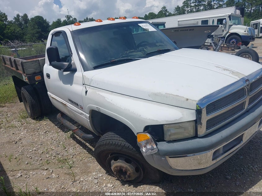 3B6MF365X1M275303 2001 Dodge Ram 3500 St auction photo 1