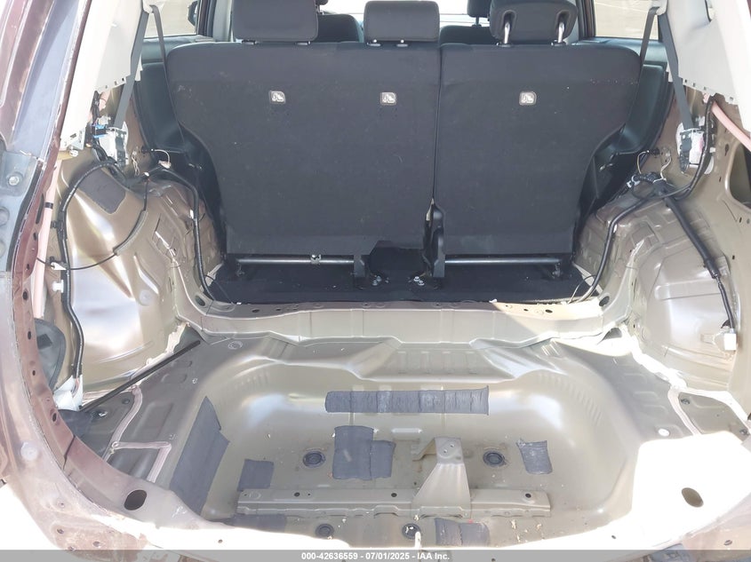 2016 TOYOTA RAV4 XLE - 2T3WFREV8GW285764