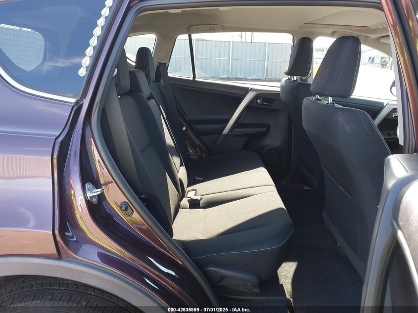 2016 TOYOTA RAV4 XLE - 2T3WFREV8GW285764