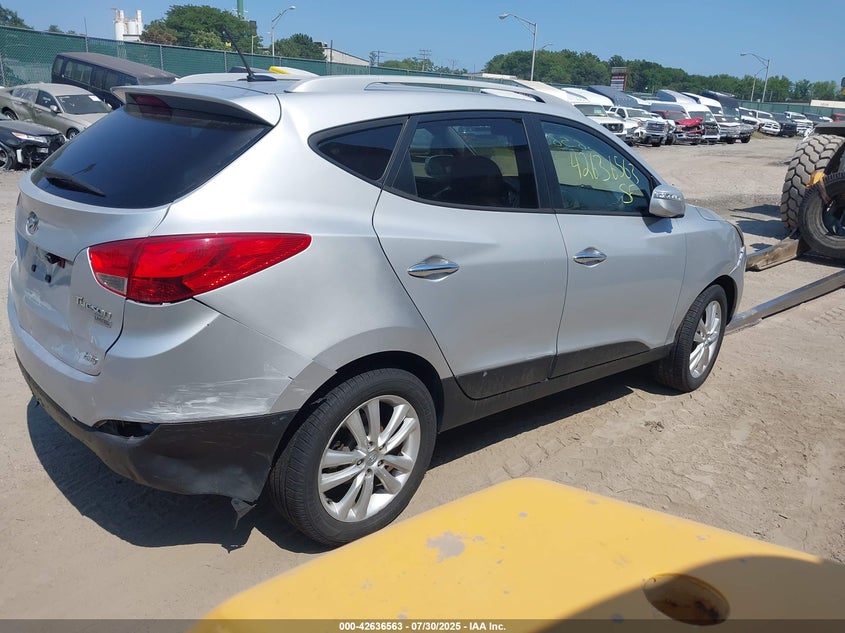 Vin: km8jucac1au021786, lot: 43129600, hyundai tucson limited 20104