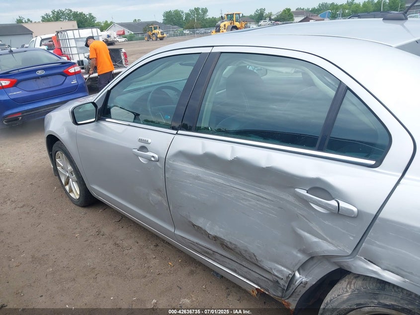 2010 FORD FUSION VIN: 3FAHP0JG9AR381610