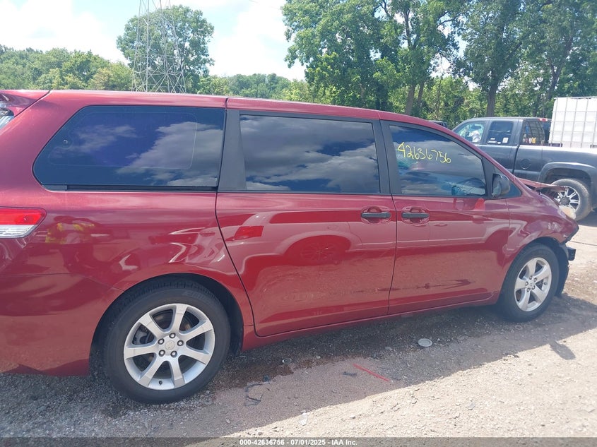 2011 Toyota Sienna Base V6 VIN: 5TDZK3DC0BS031952 Lot: 42636756