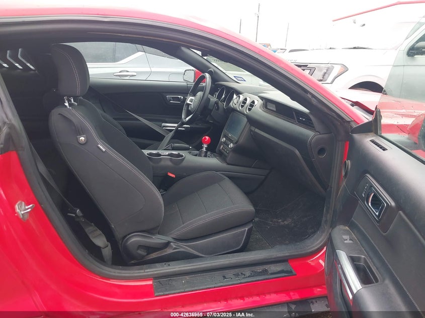 2017 FORD MUSTANG V6 - 1FA6P8AM0H5228994