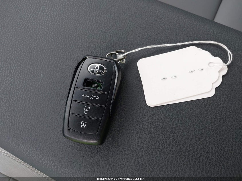 2025 TOYOTA CAMRY SE - 4T1DAACK8SU012163