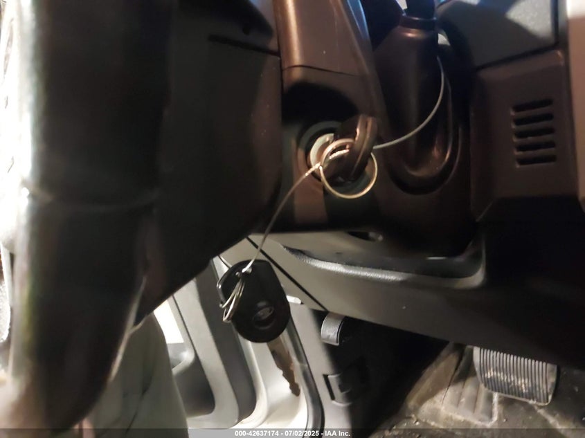 2011 FORD F150 VIN: 1FTFX1EF3BFC42631