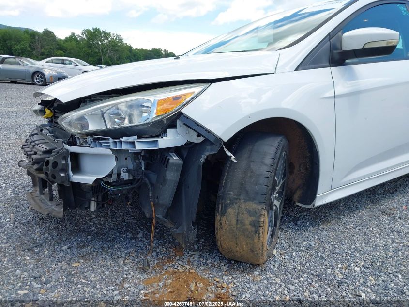 2015 Ford Focus Se VIN: 1FADP3F20FL346117 Lot: 42637481