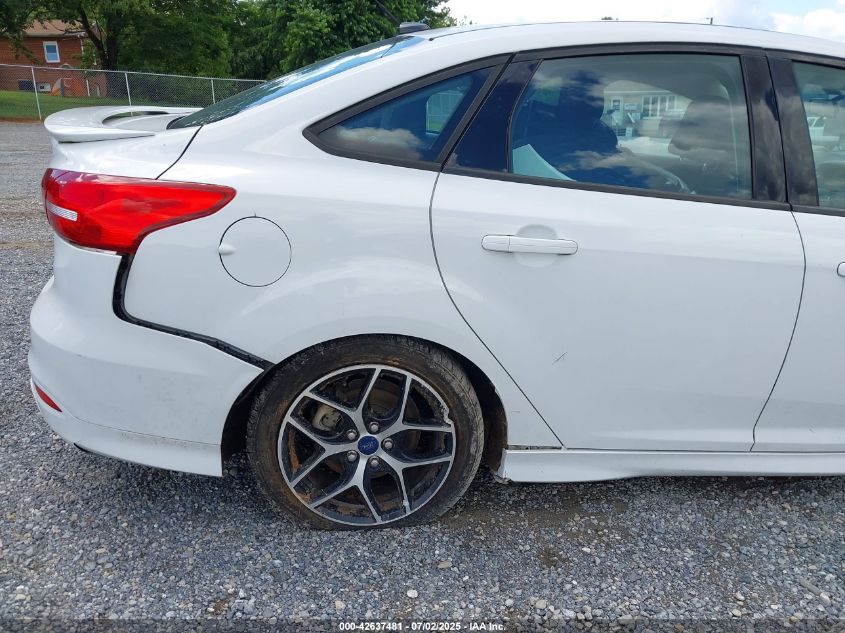 2015 Ford Focus Se VIN: 1FADP3F20FL346117 Lot: 42637481