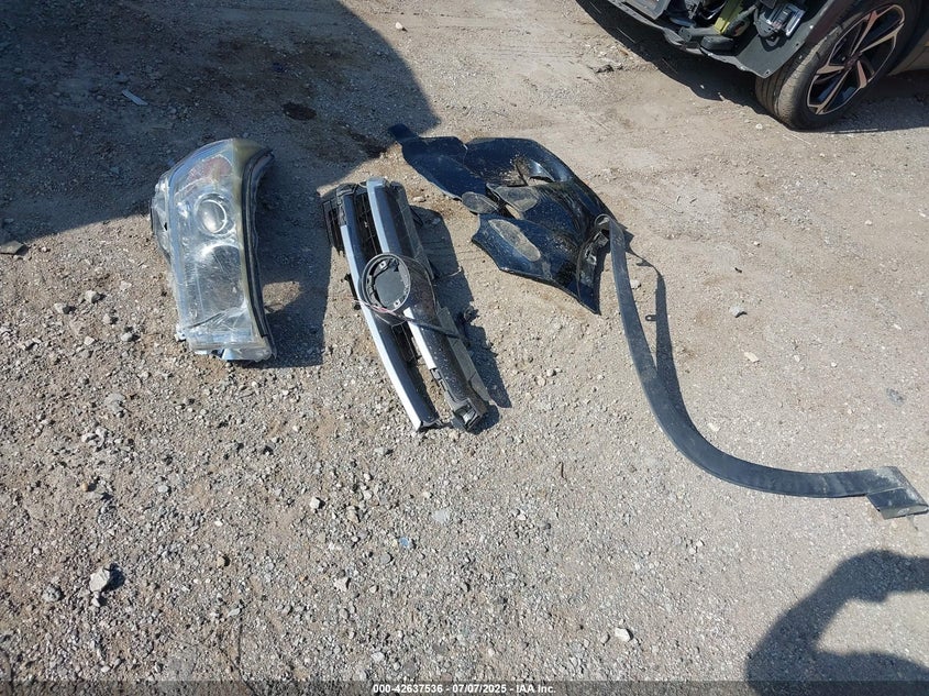 2019 TOYOTA HIGHLANDER LE - 5TDZZRFHXKS326368