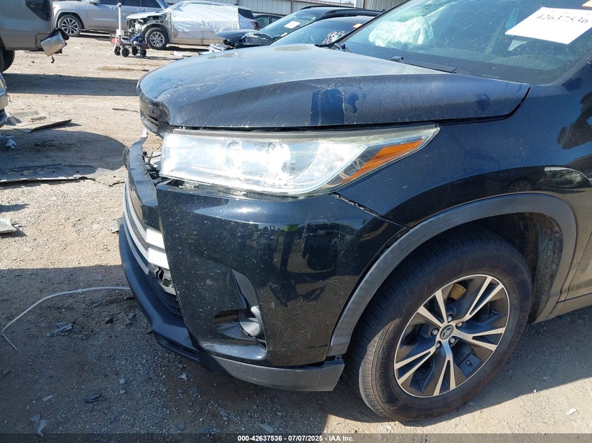 2019 TOYOTA HIGHLANDER LE - 5TDZZRFHXKS326368
