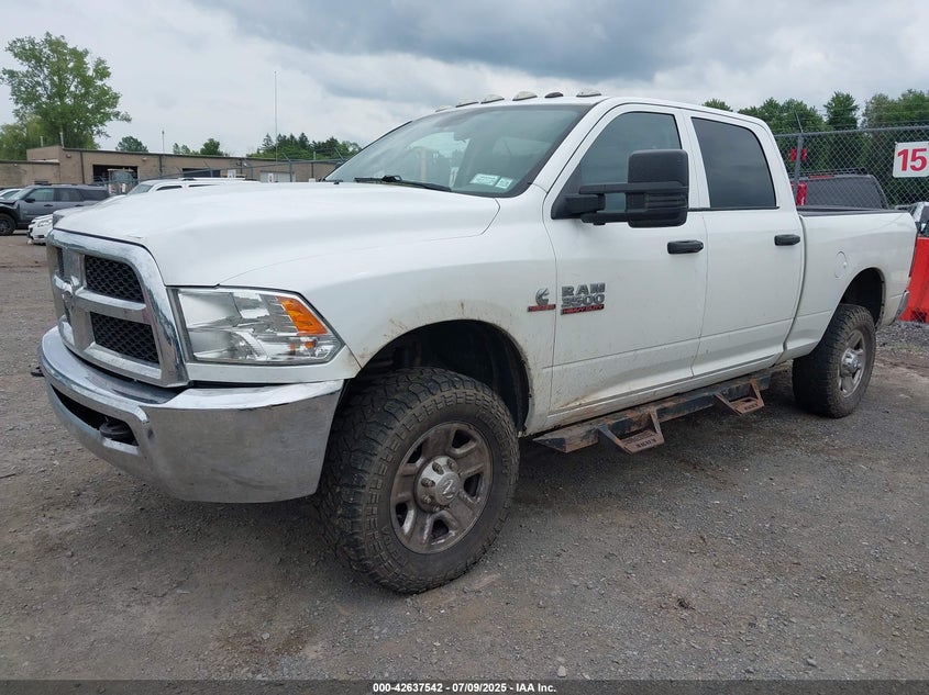 3C63R3CL1JG239314 2018 RAM 3500 photo no. 2