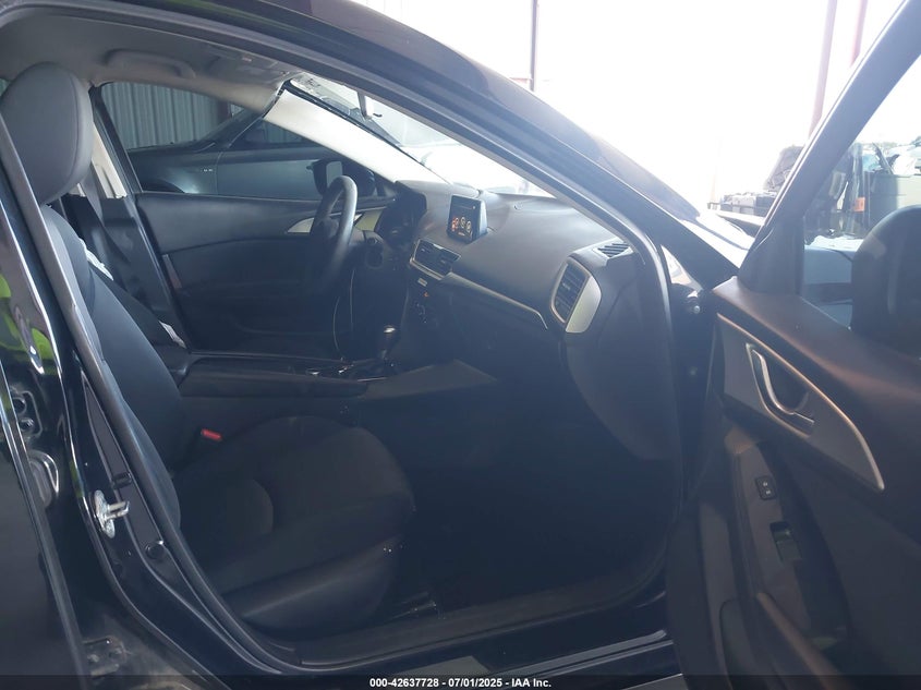 2017 MAZDA MAZDA3 SPORT - 3MZBN1U7XHM112673