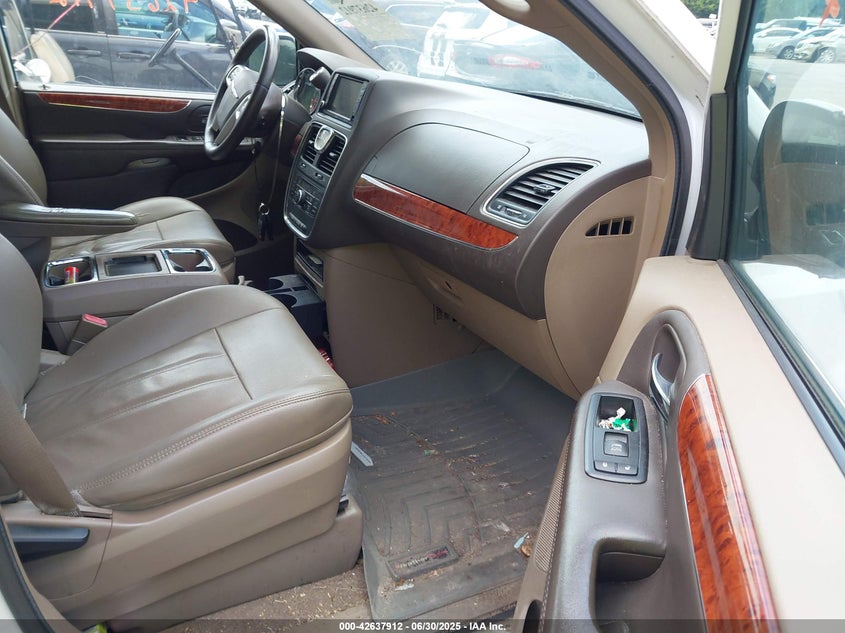 2015 CHRYSLER TOWN & COUNTRY TOURING - 2C4RC1BG9FR562900