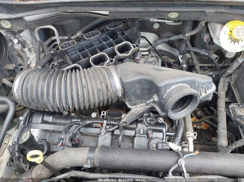 2015 CHRYSLER TOWN & COUNTRY TOURING - 2C4RC1BG9FR562900