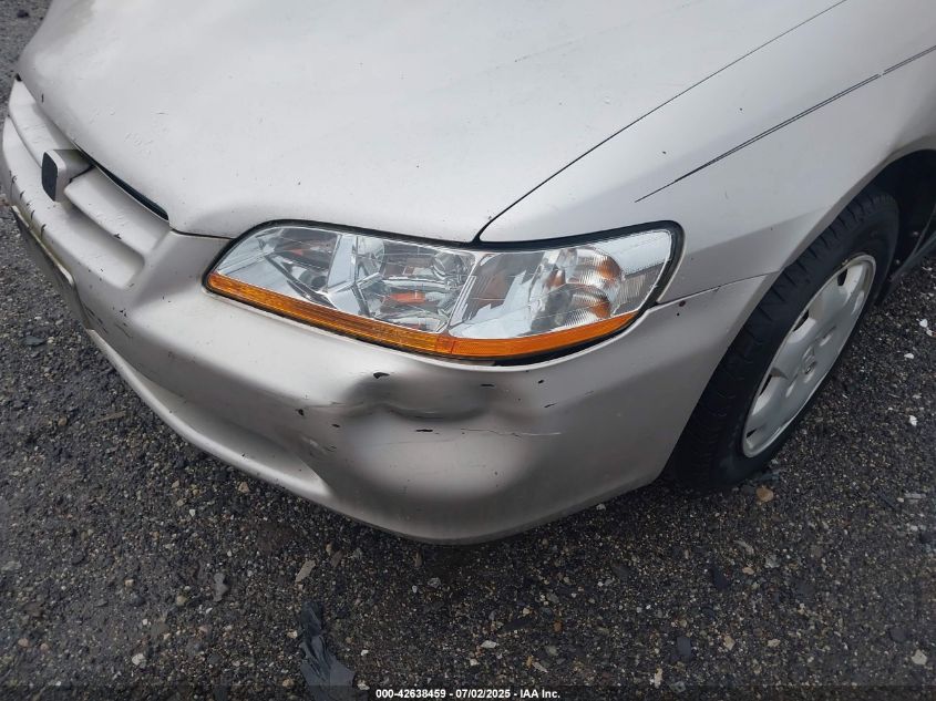 1998 Honda Accord Lx VIN: 1HGCG5548WA055723 Lot: 42638459