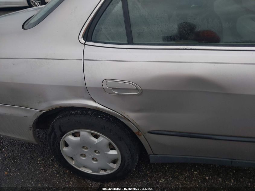 1998 Honda Accord Lx VIN: 1HGCG5548WA055723 Lot: 42638459