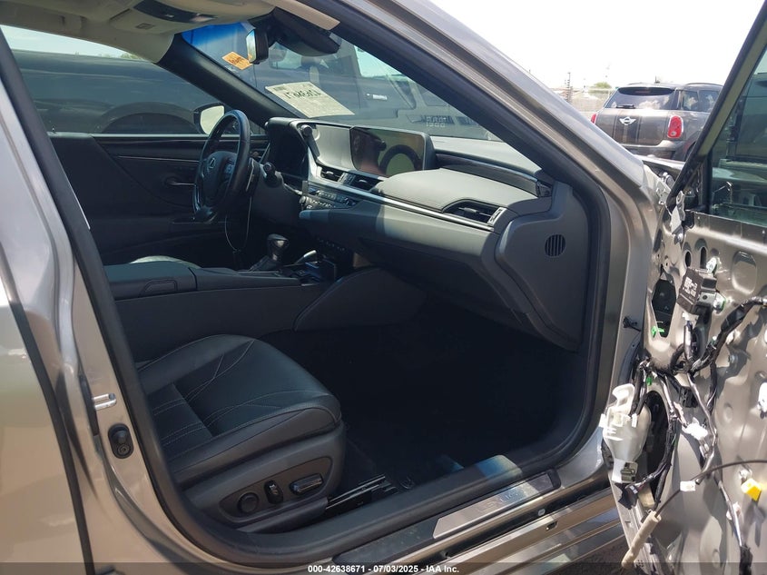 2021 LEXUS ES 300H LUXURY - 58AEA1C15MU008479