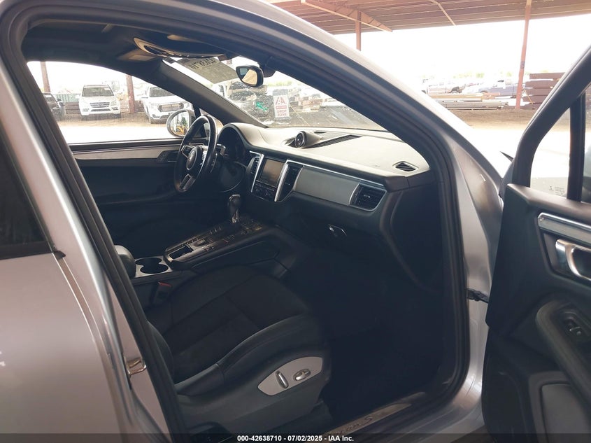 2015 PORSCHE MACAN S WP1AB2A51FLB60253