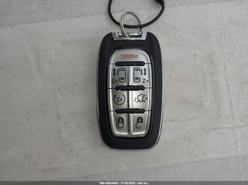 2025 Chrysler Pacifica - 2C4RC1BG2SR554728