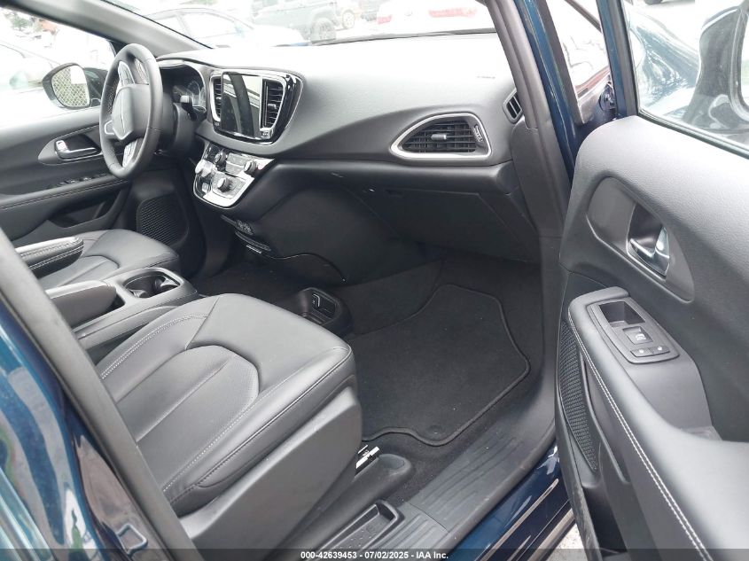 2025 Chrysler Pacifica - 2C4RC1BG2SR554728
