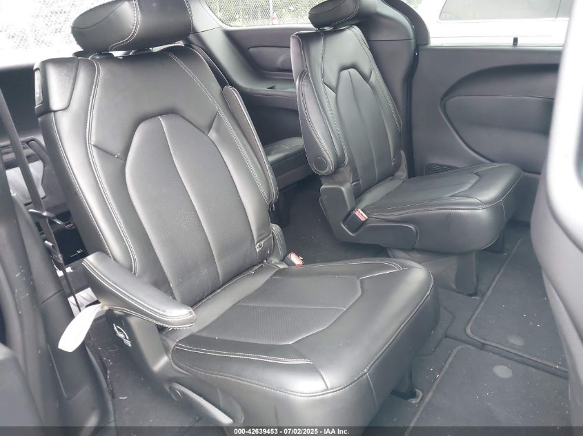 2025 Chrysler Pacifica - 2C4RC1BG2SR554728