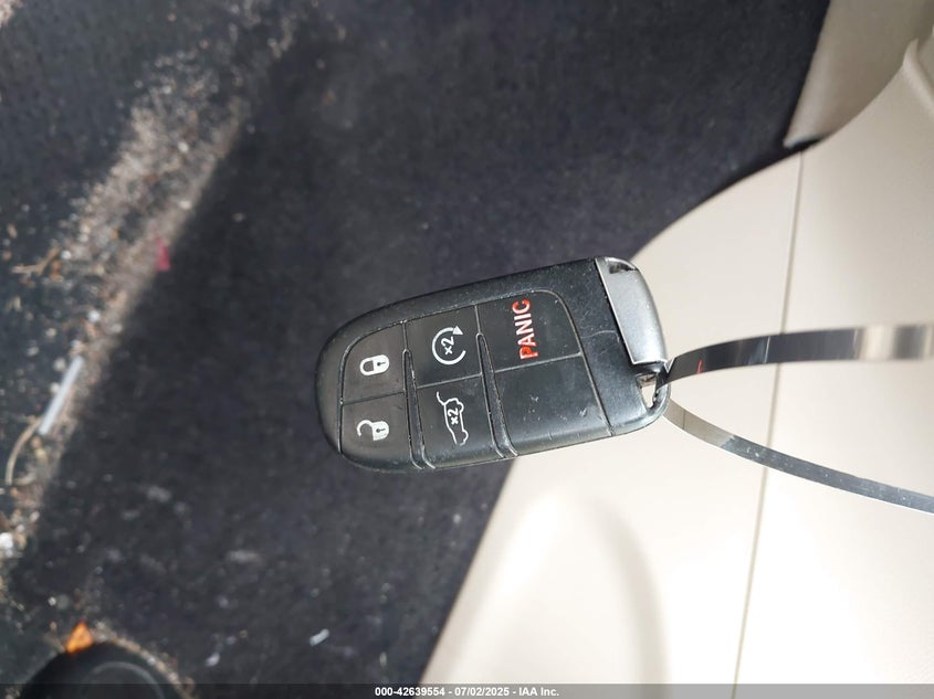 2016 JEEP GRAND CHEROKEE LIMITED - 1C4RJEBG5GC500000