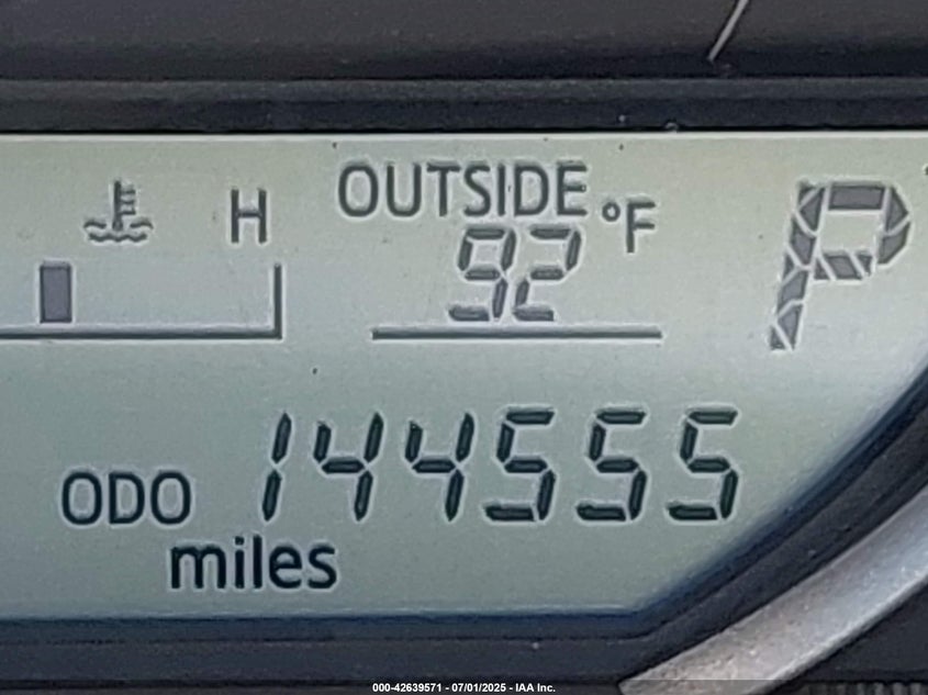 2015 TOYOTA RAV4 XLE - JTMWFREV8FJ058880