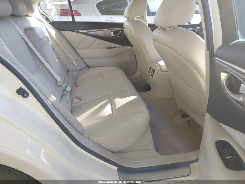 2017 INFINITI Q50 3.0T PREMIUM - JN1EV7AR4HM831005