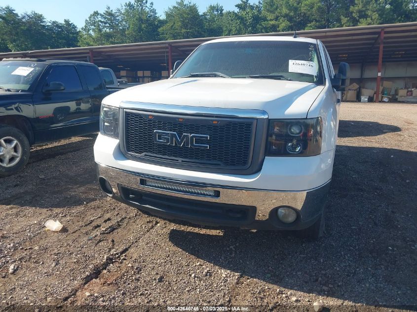 2008 GMC Sierra 2500Hd Work Truck VIN: 1GTHC29K78E106440 Lot: 42640746