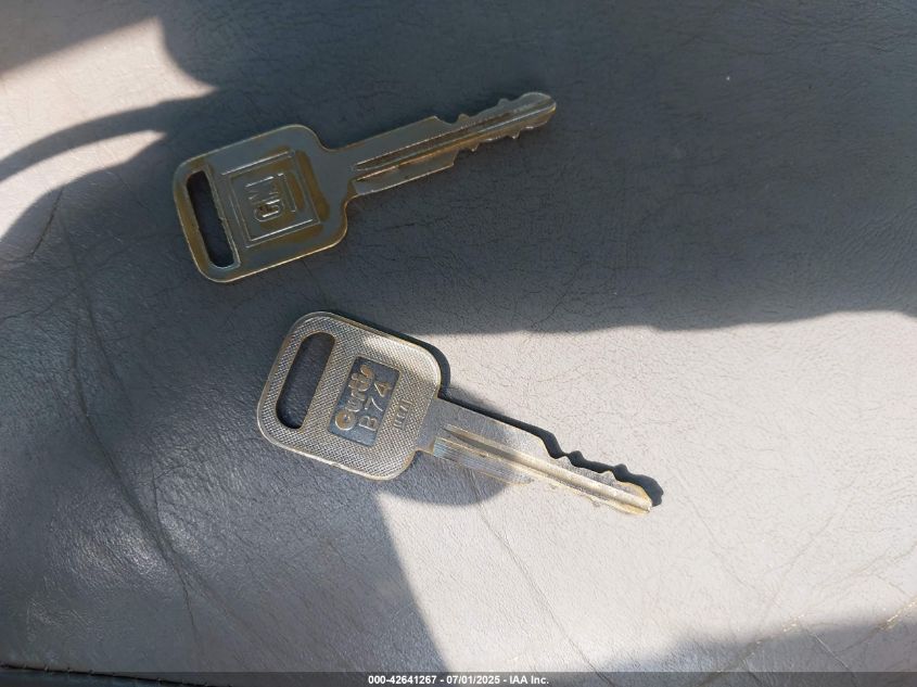 2001 Chevrolet Tracker Hard Top Lt VIN: 2CNBJ634216913516 Lot: 42641267