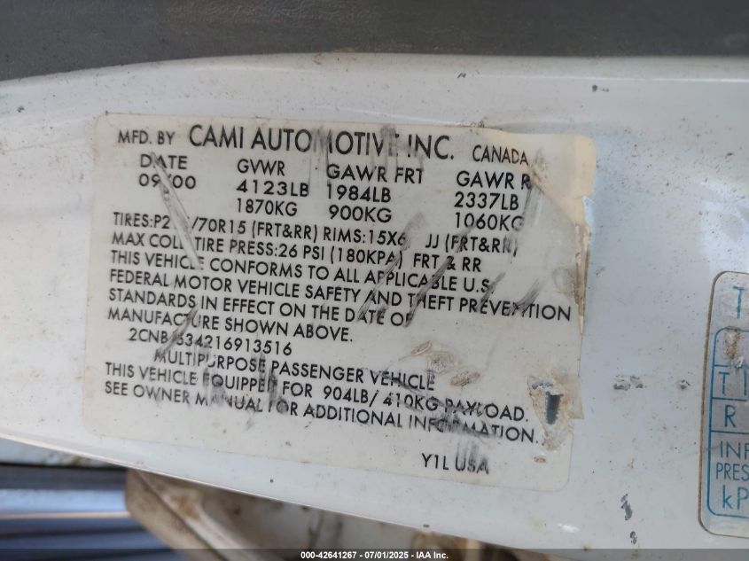 2001 Chevrolet Tracker Hard Top Lt VIN: 2CNBJ634216913516 Lot: 42641267