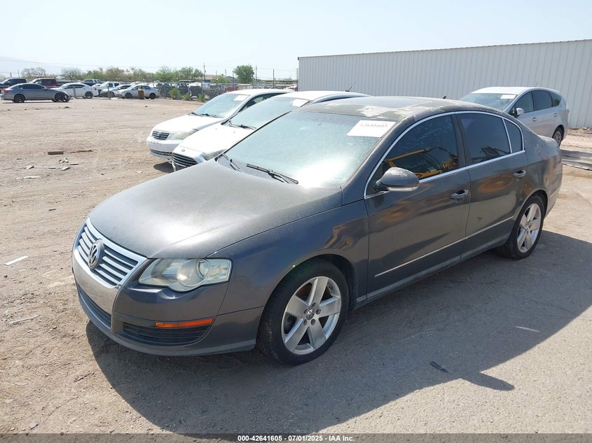 2008 VOLKSWAGEN PASSAT VIN: WVWAK73CX8P019820