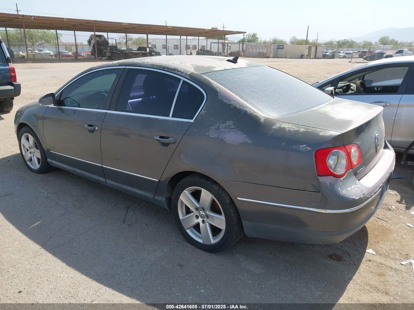 2008 VOLKSWAGEN PASSAT VIN: WVWAK73CX8P019820