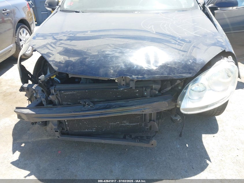2010 VOLKSWAGEN JETTA VIN: 3VWAZ7AJ8AM073381